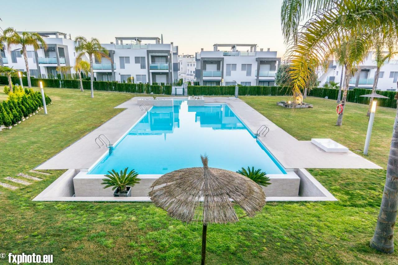 Eluxuria Sunny Villa Torrevieja Esterno foto